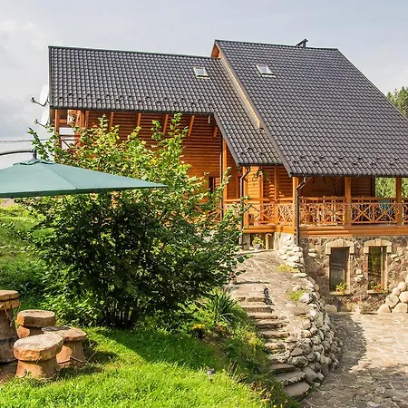 Karpatska Resort *