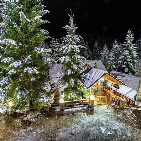 Karpatska Resort *