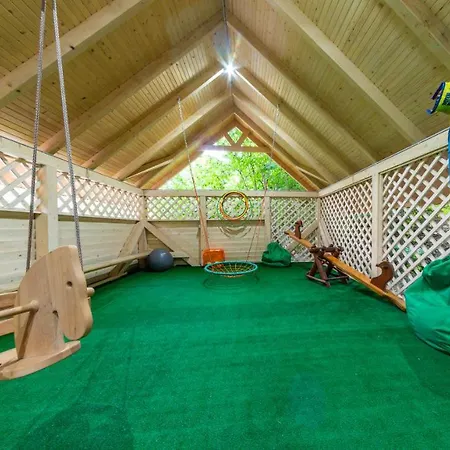 Karpatska 리조트 미쿨리친